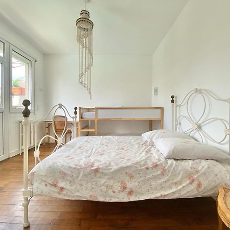 La Petite Coccinelle Daire Noisy-le-Grand Dış mekan fotoğraf